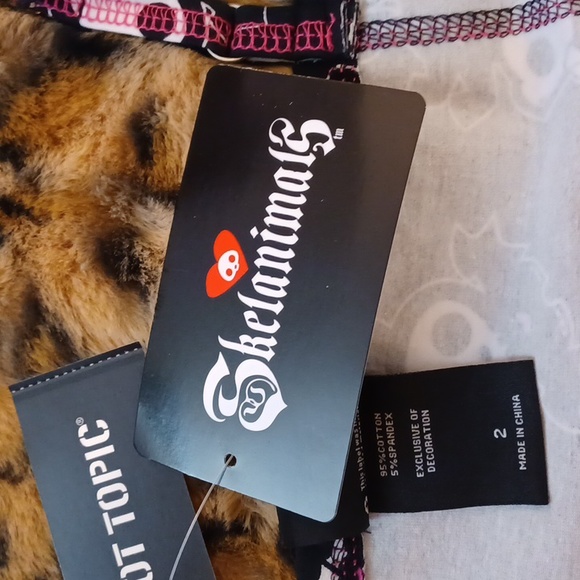 NWT Hot Topic 🔥 2x skeleton animals corset,pink / black cami tank. - Picture 8 of 15